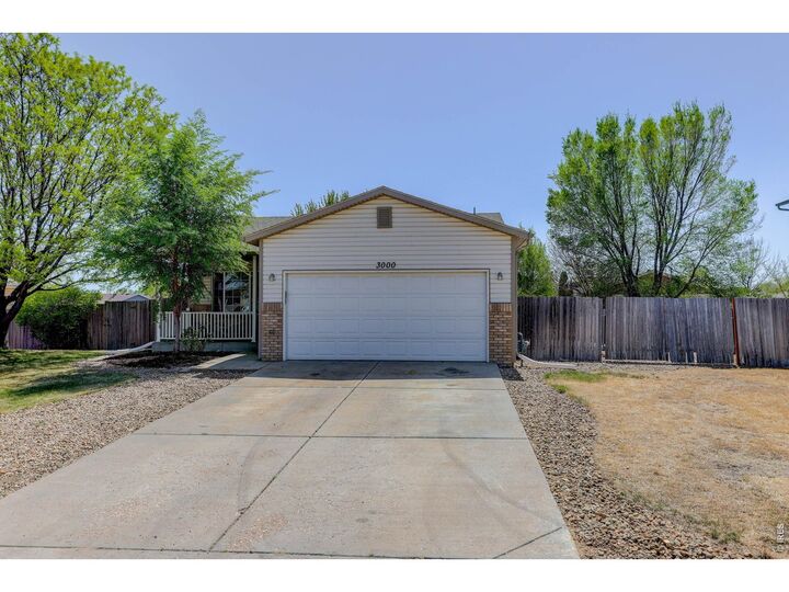 Property Photo:  3000 Swan Point Ct  CO 80620 