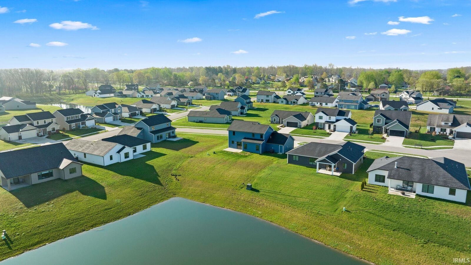 Property Photo:  1410 Bear Hollow Drive  IN 46748 