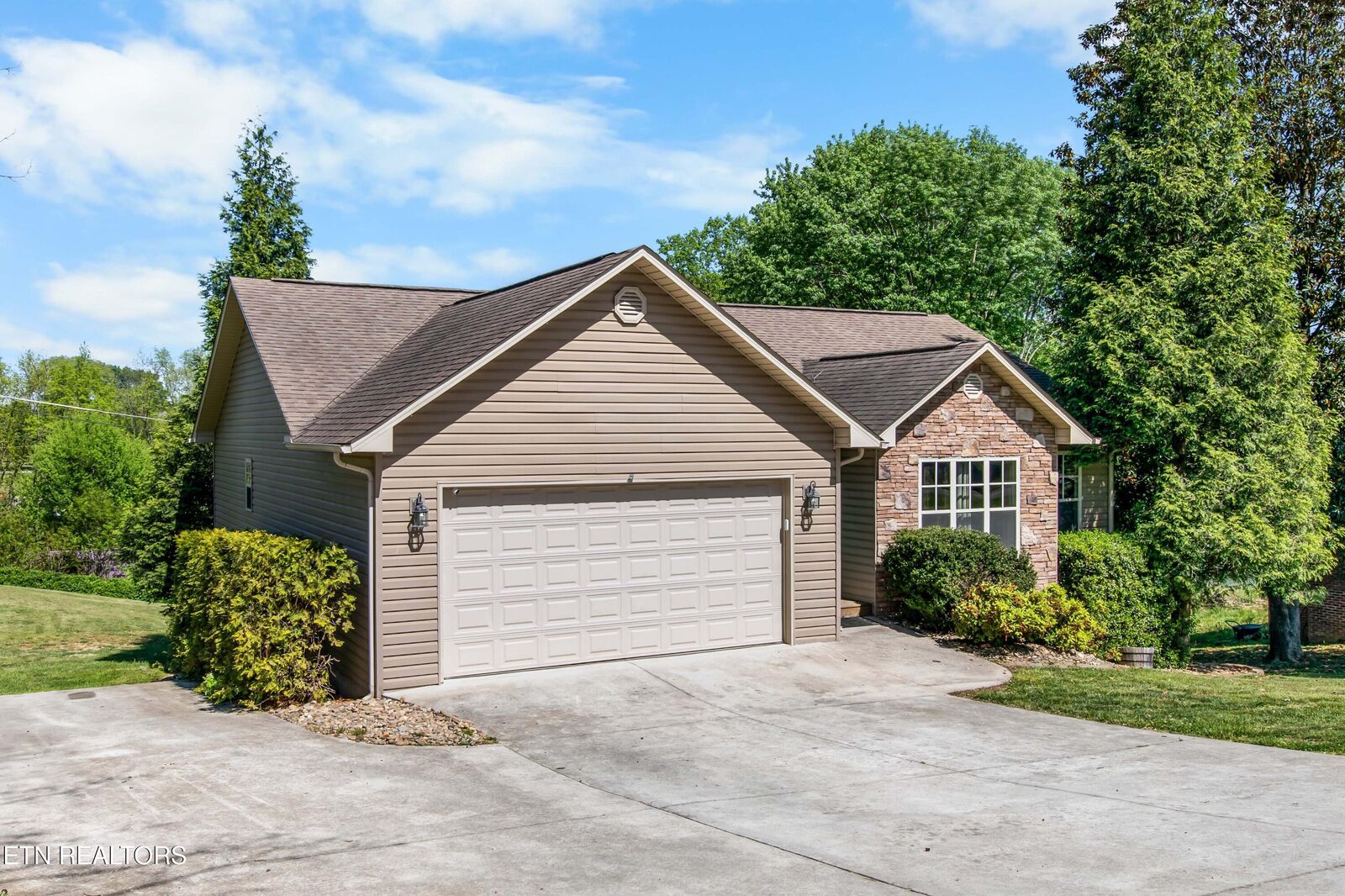 Property Photo:  172 Mountain View Rd  TN 37757 