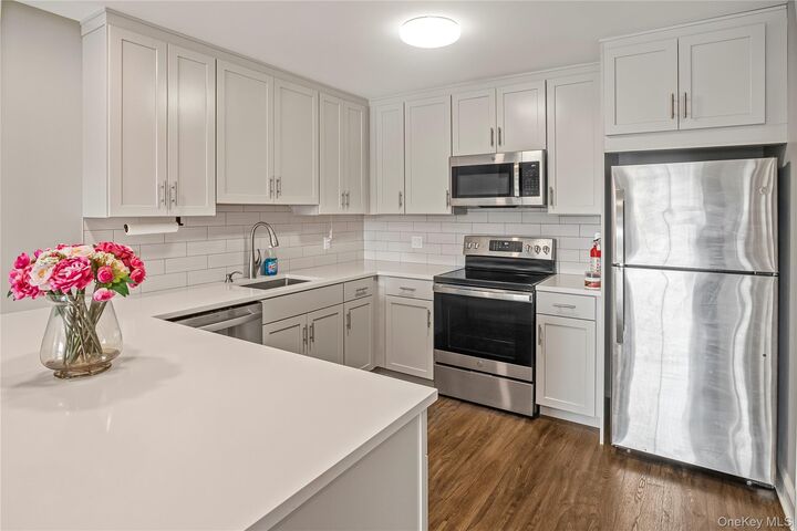 Property Photo:  17 N William Street 203  NY 10965 