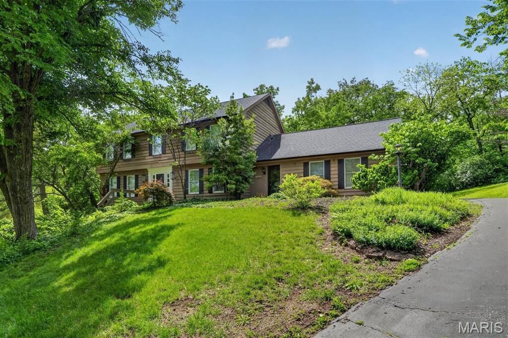 Property Photo:  1685 Ansonborough Drive  MO 63017 