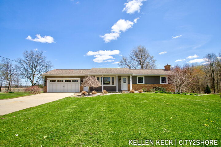 Property Photo:  11558 88th Avenue  MI 49401 