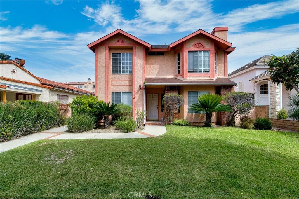 Property Photo:  113 Diamond  CA 91006 