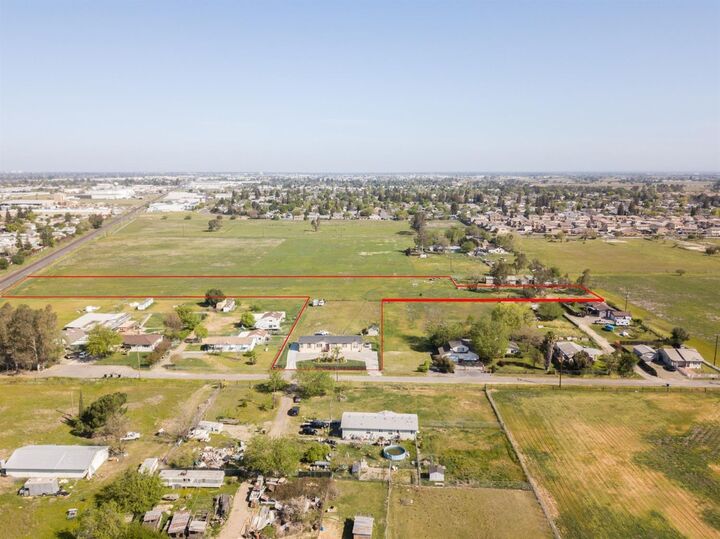 Property Photo: 8617 Carlisle Avenue CA 95828