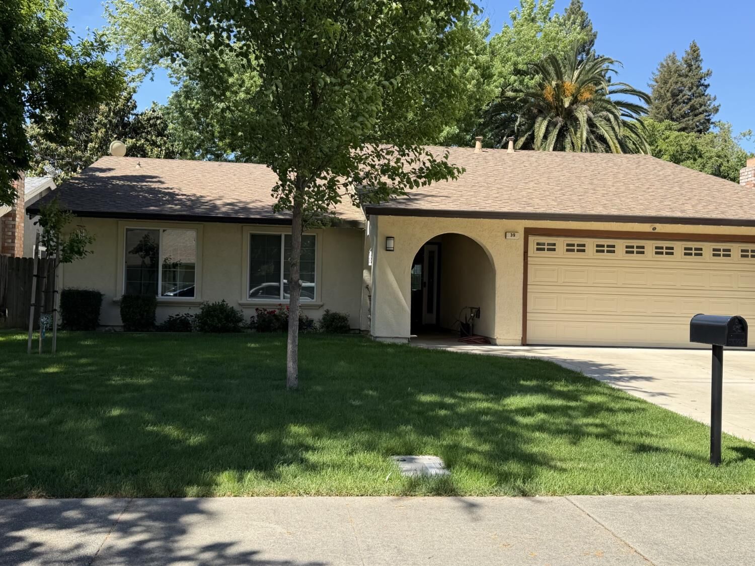 Property Photo: 39 Morning Dove Circle CA 95833