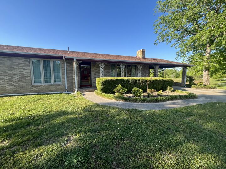 Property Photo: 1619 Railroad Bed Rd TN 38450