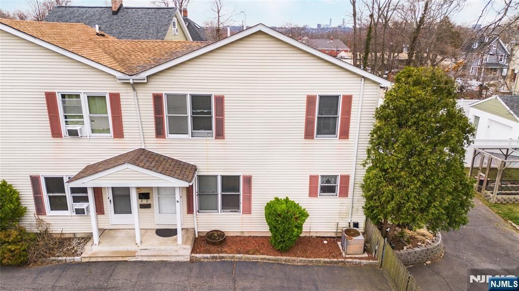 Property Photo:  197 Fort Lee Road  NJ 07666 