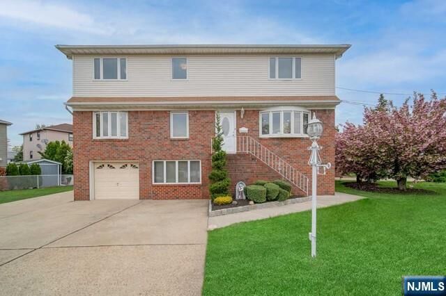 Property Photo:  2 Millo Place 2  NJ 07643 