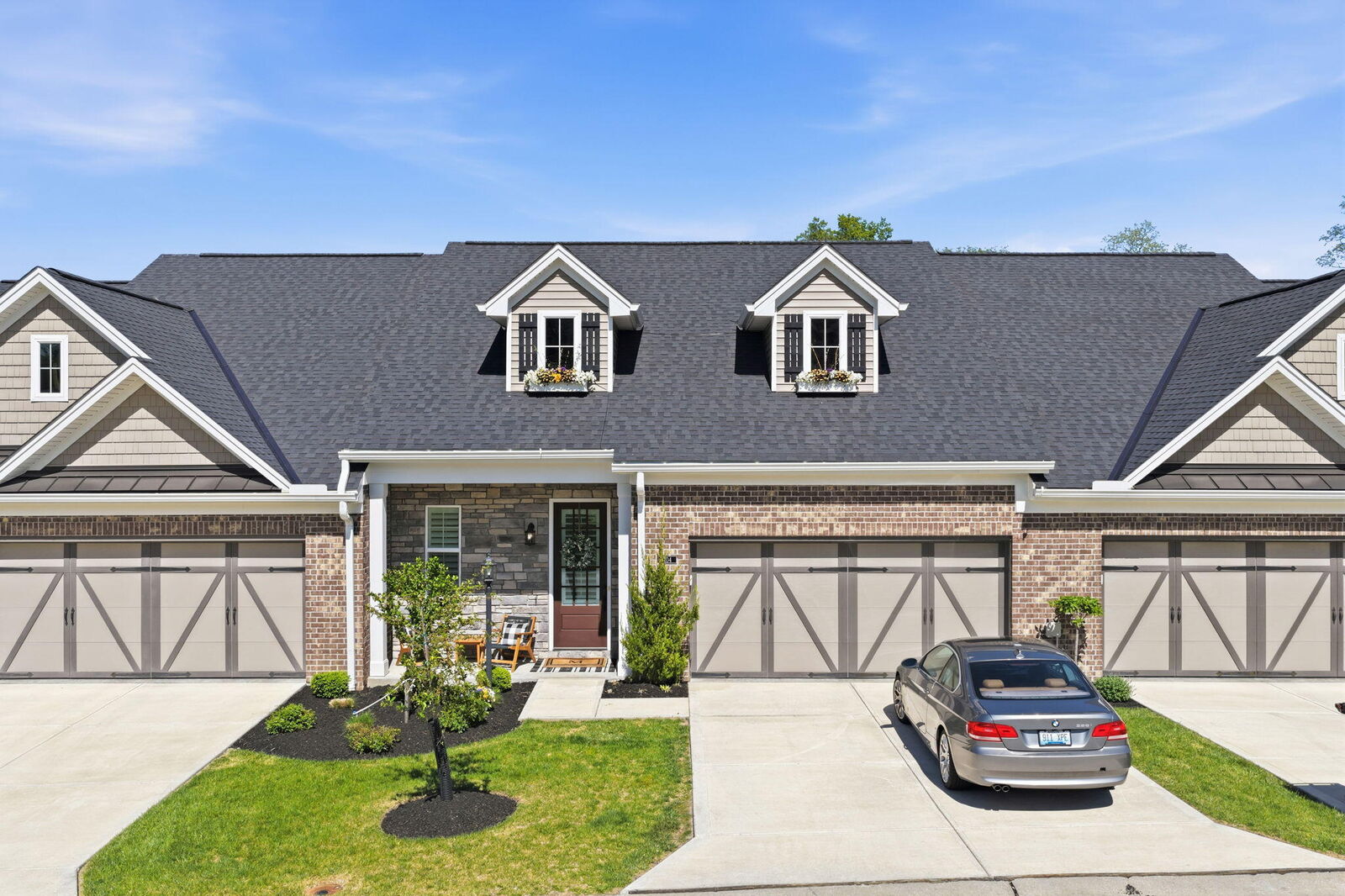 Property Photo:  104 S Pinnacle Drive  KY 41075 