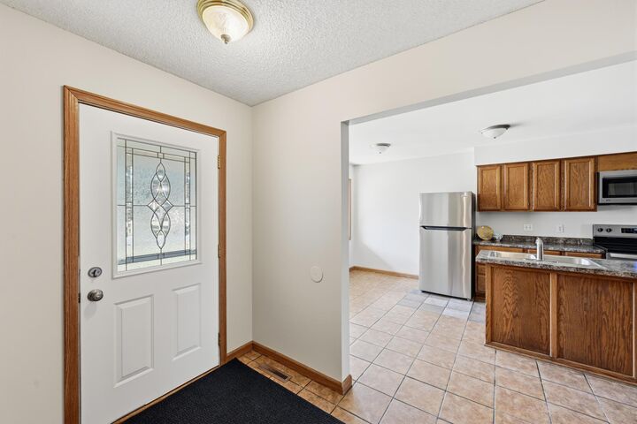 Property Photo:  2243 Mahogany Way  MN 55122 