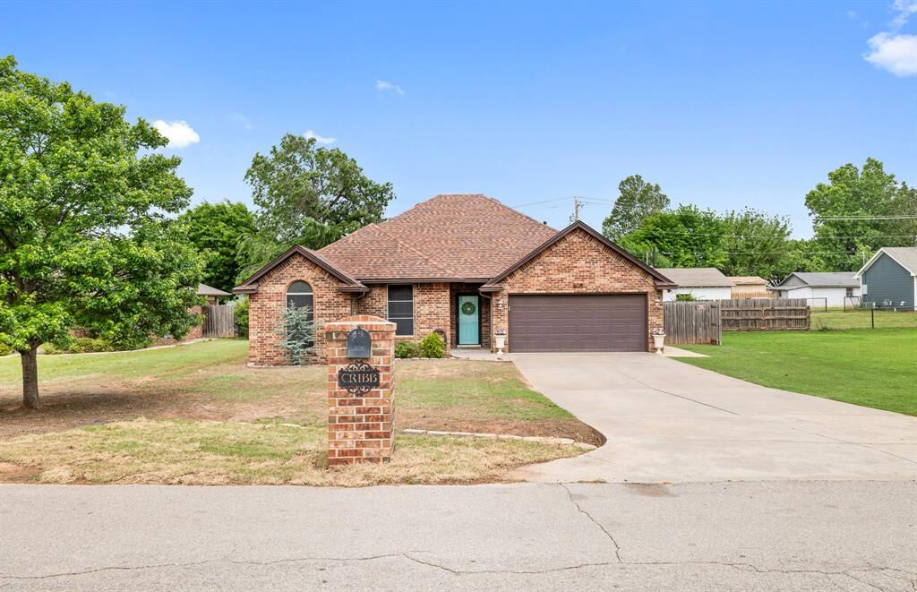 Property Photo: 508 N Van Buren Avenue OK 73010