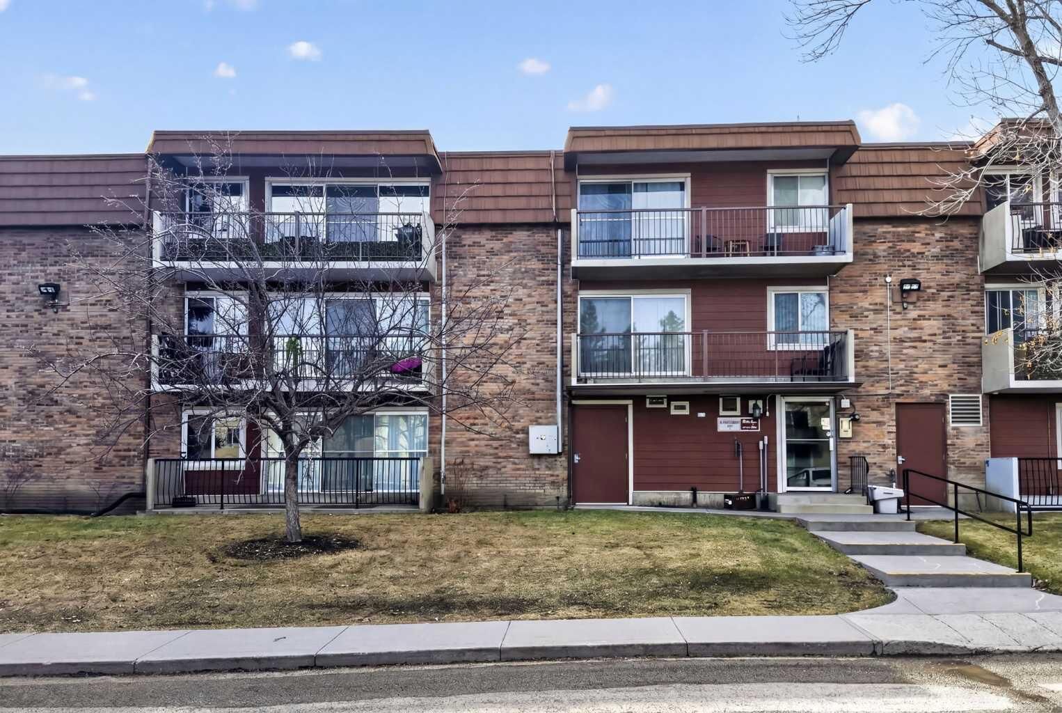 Property Photo:  231 Heritage Drive SE 83E  AB T2H 1N1 