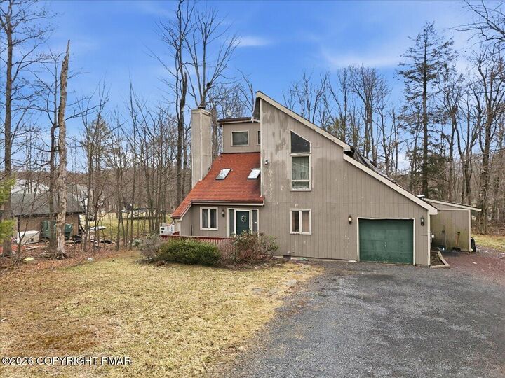 Property Photo:  6361 Cherokee Trail  PA 18466 