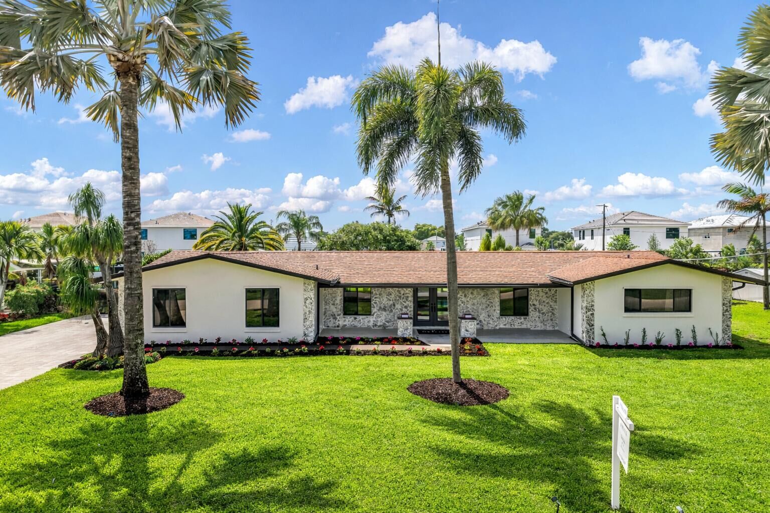 Property Photo:  4761 SW 72nd Avenue  FL 33314 
