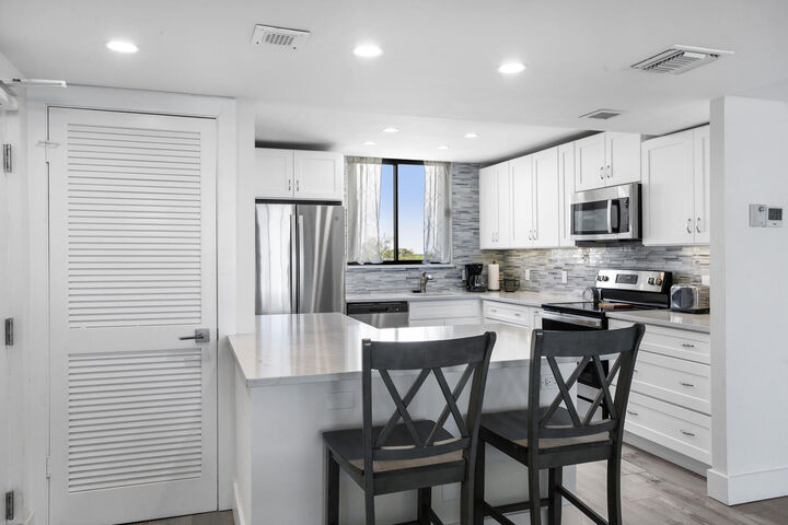 Property Photo: 300 Ocean Trail Way 510 FL 33477