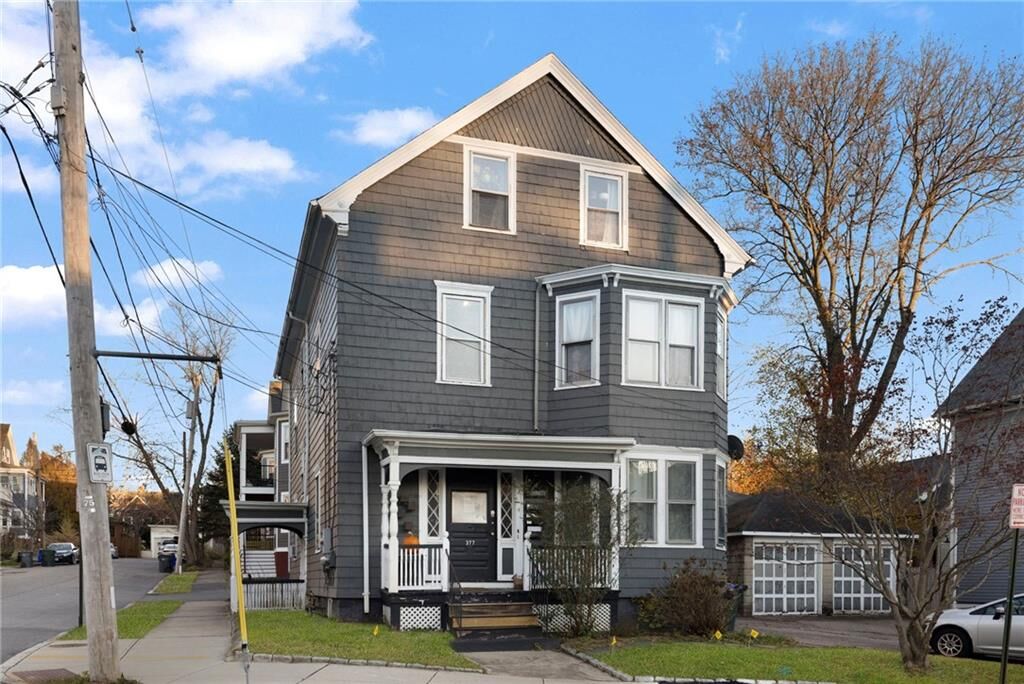Property Photo:  377 Hope Street 3  RI 02906 