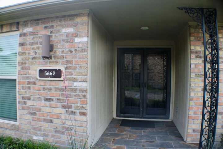 Property Photo: 5662 Longwood St. TX 77707
