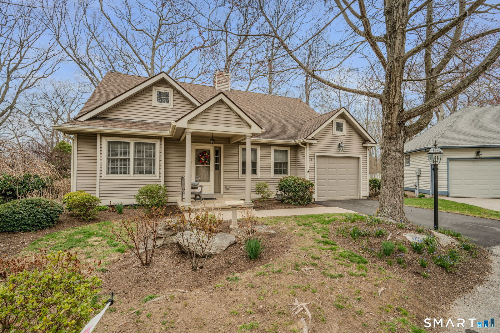 Property Photo:  3 Bittersweet Lane 3  CT 06357 