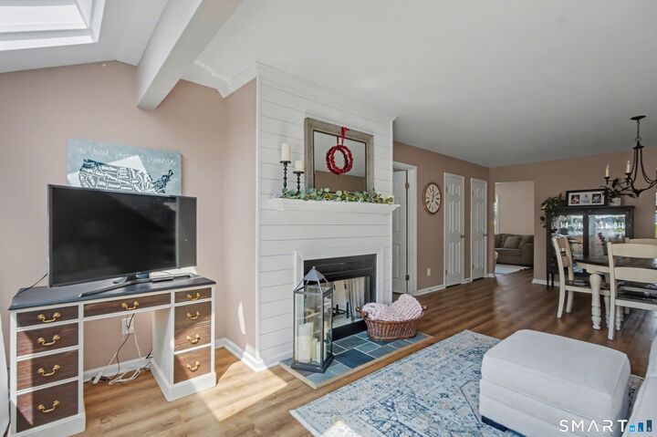 Property Photo:  1400 Hartford Turnpike 8  CT 06473 