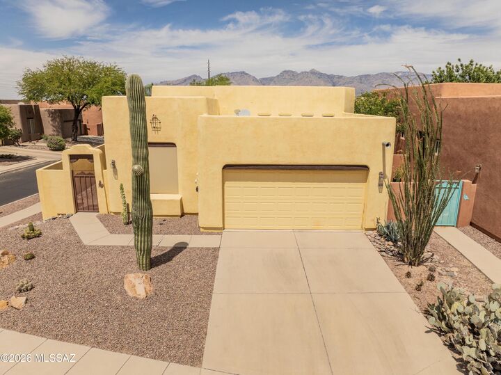 Property Photo:  7696 E Sierra Park Loop  AZ 85710 