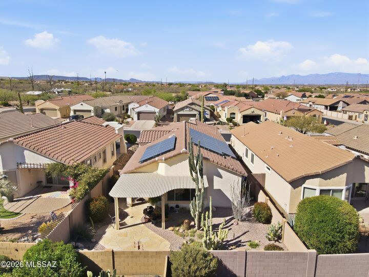 Property Photo: 553 W Calle Media Luz AZ 85629