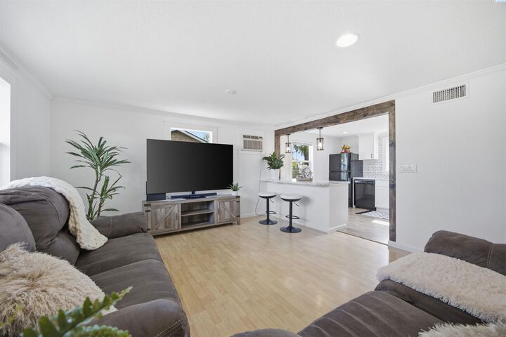 Property Photo:  1508 Cottonwood Drive  WA 99354 