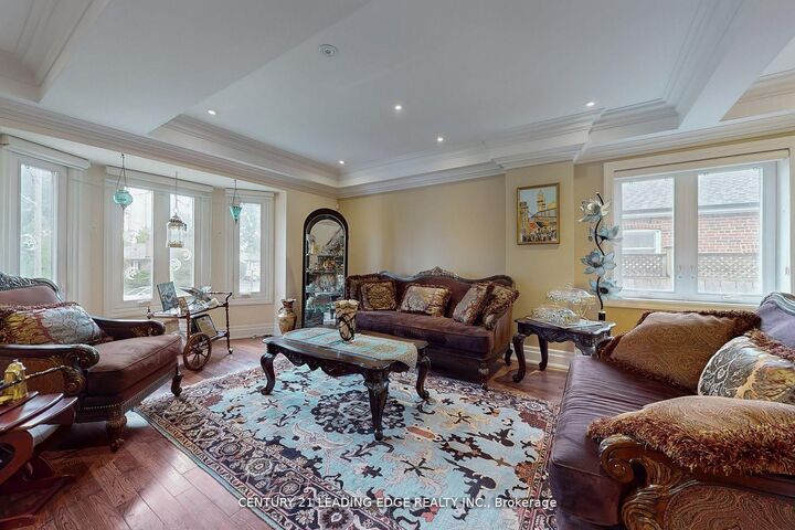 Property Photo: 11 Bellvare Crescent ON M1R 2M8