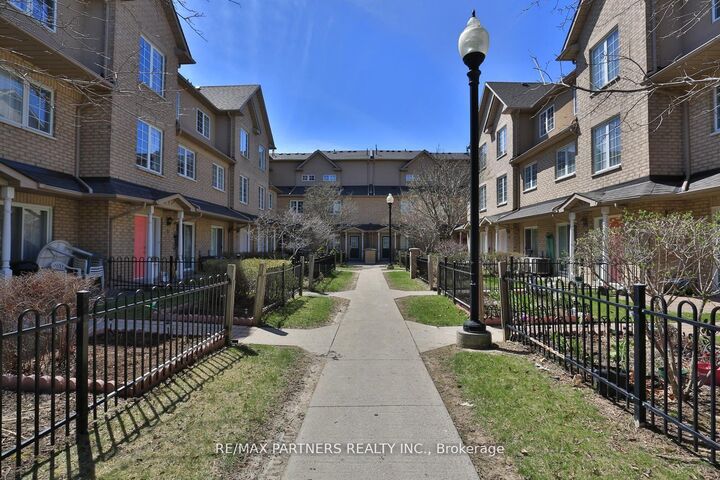 23 St Moritz Way 11 — photo 1