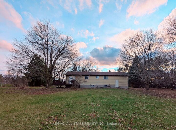 Property Photo: 23 Valley Road ON L0A 1G0