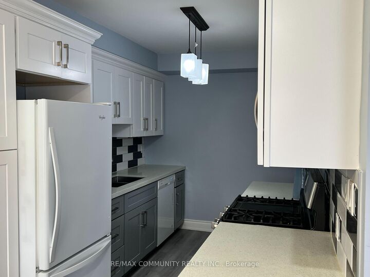 Property Photo: 37 Vodden Court ON L6V 2V7