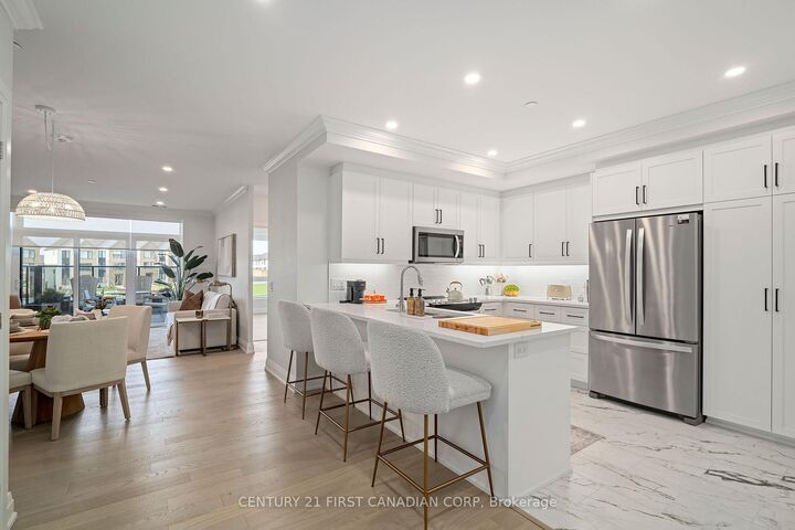 Photo de la propriété:  1560 Upper West Avenue 213  ON N6K 0M4 