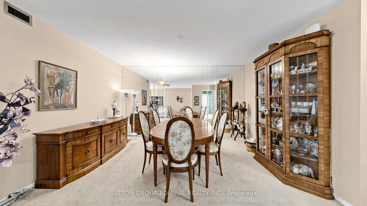 Property Photo: 30 Greenfield Avenue 610 ON M2N 6N3
