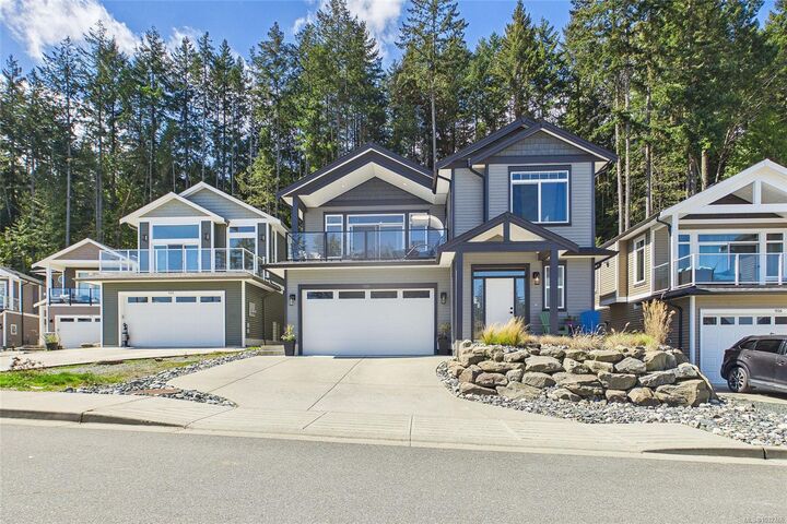 920 Craig Rd — photo 1