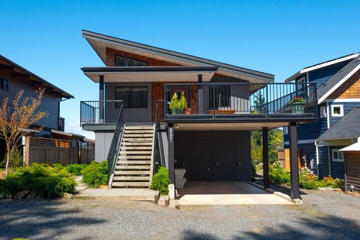 Property Photo: 897 Rivendell Drive BC V0N 1G1