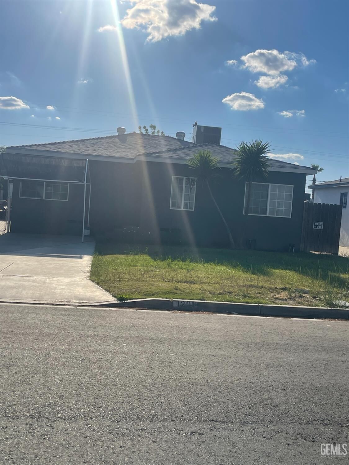 Property Photo:  1201 El Toro Drive  CA 93304 