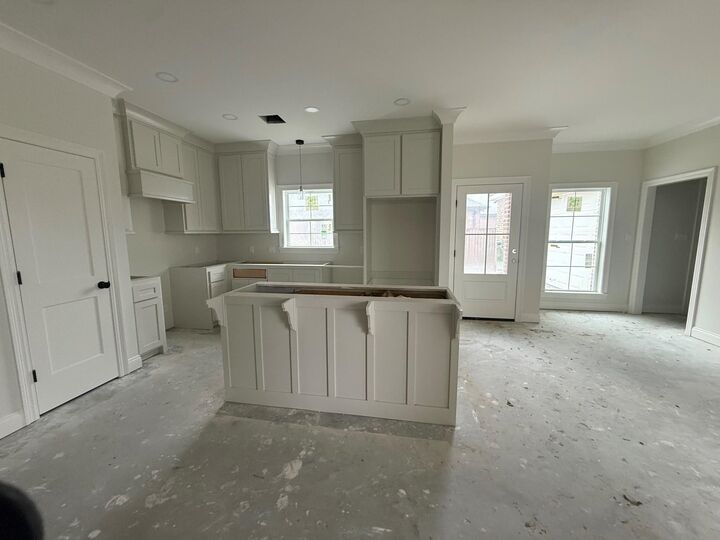 Property Photo:  223 Newsom Dr  LA 70360 