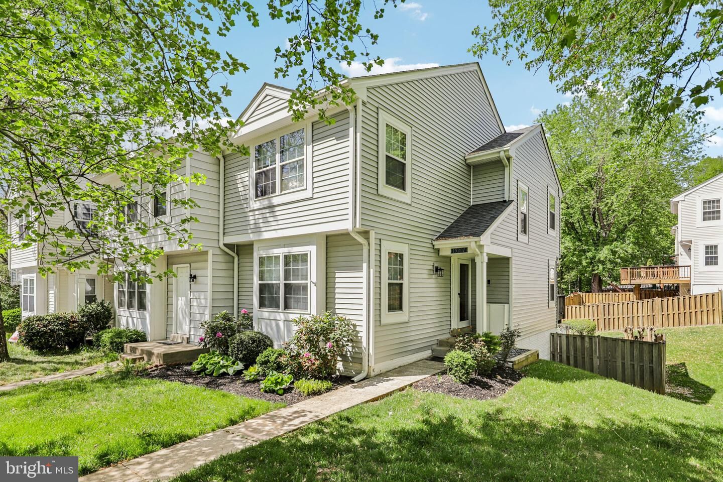 Property Photo:  15301 Waters Edge Court  VA 22025 