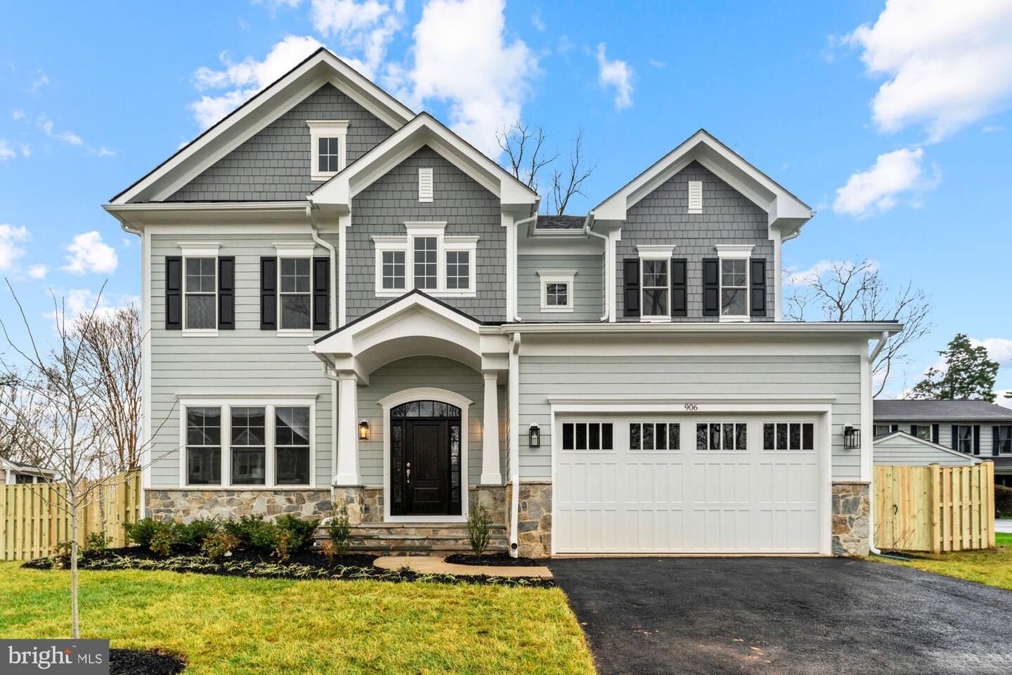 Property Photo: 606 Meadow Lane SW VA 22180