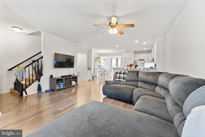 Property Photo:  1418 Hudgins Farm Circle  VA 22408 