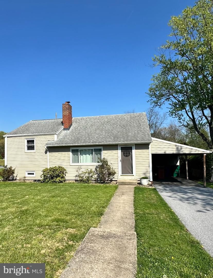 Property Photo:  139 Hollywood Drive  PA 17109 