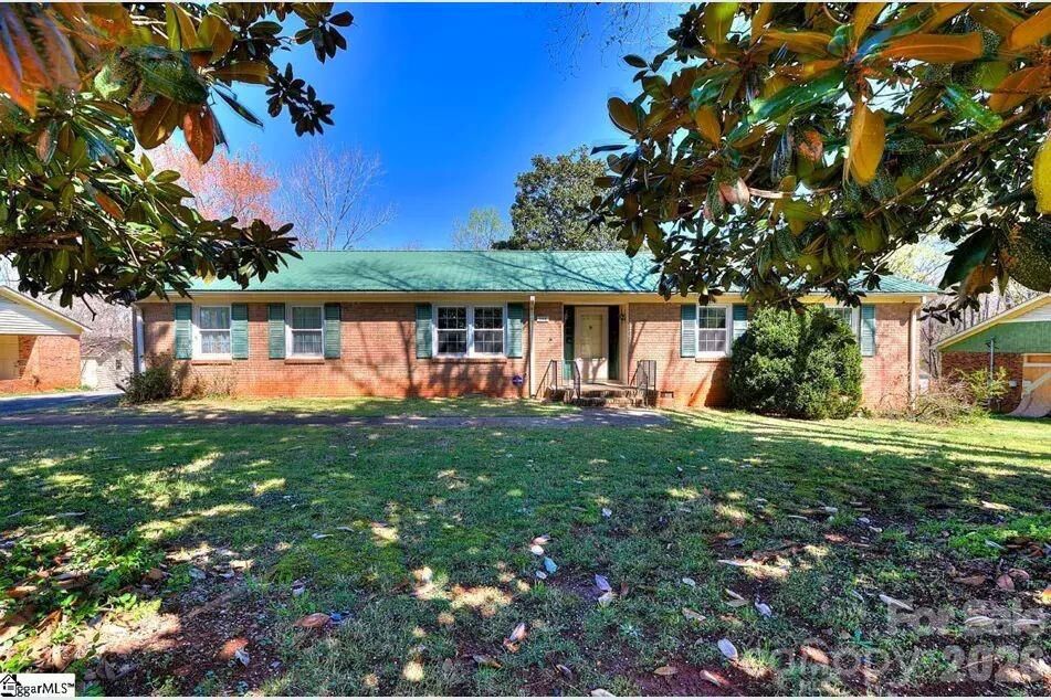 Property Photo:  148 Hickory Hill Drive  SC 29349 