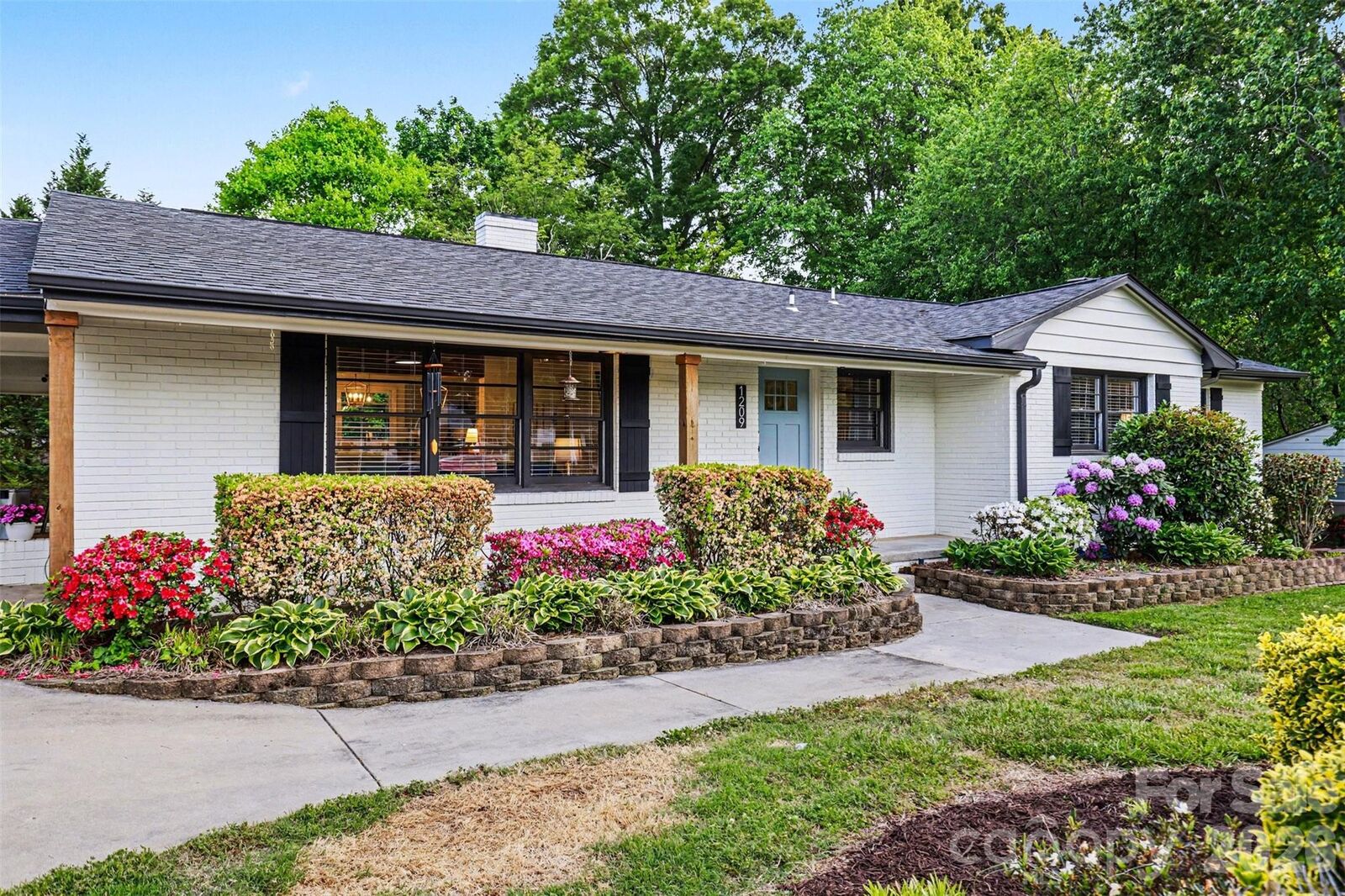 Property Photo: 1209 Arbor Drive NC 28144