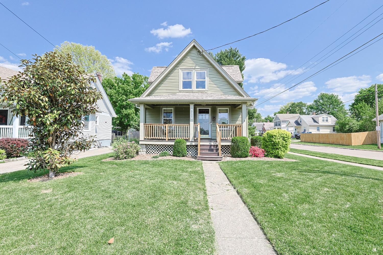 Property Photo:  7300 Plainfield Road  OH 45236 
