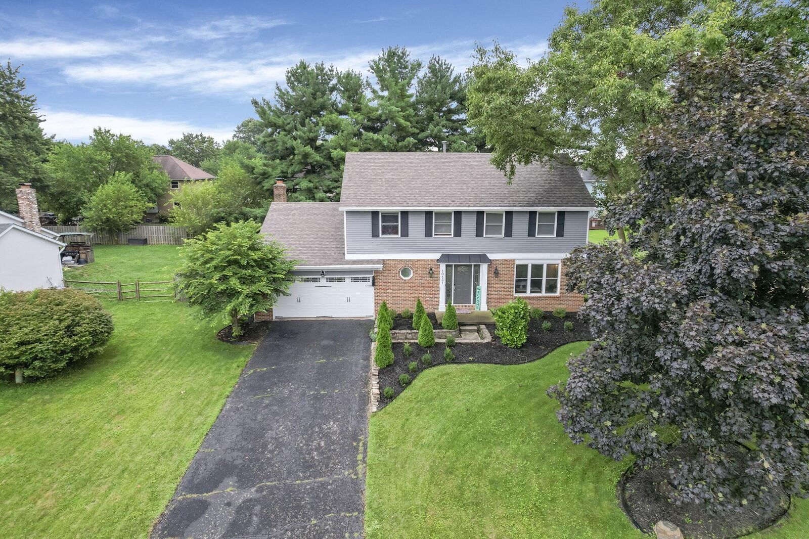 Property Photo: 10131 Hounsdale Drive OH 43147