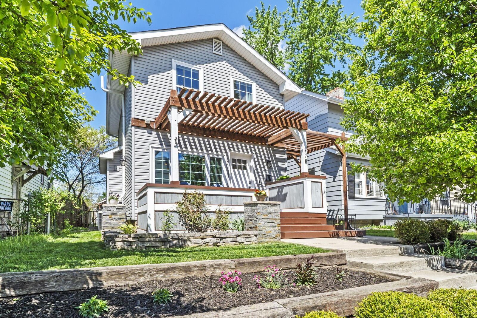 Property Photo:  278 E Welch Avenue  OH 43207 
