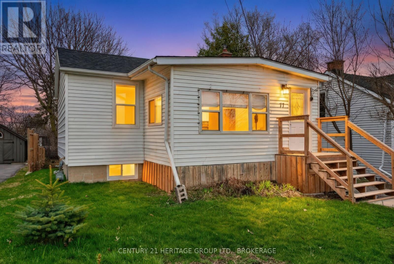 Property Photo:  77 Portsmouth Avenue  ON K7M 1V4 