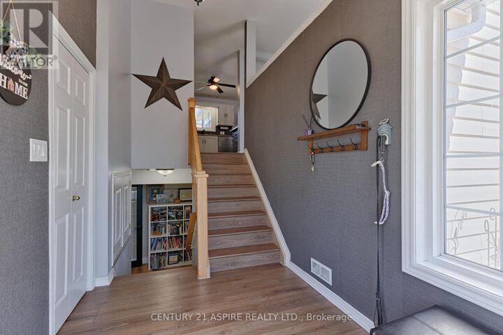 Property Photo:  8 Ridge Drive  ON K8A 6W2 