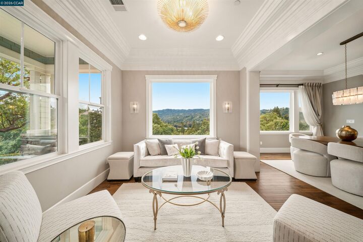 Property Photo:  1333 Laverock Ln  CA 94507 