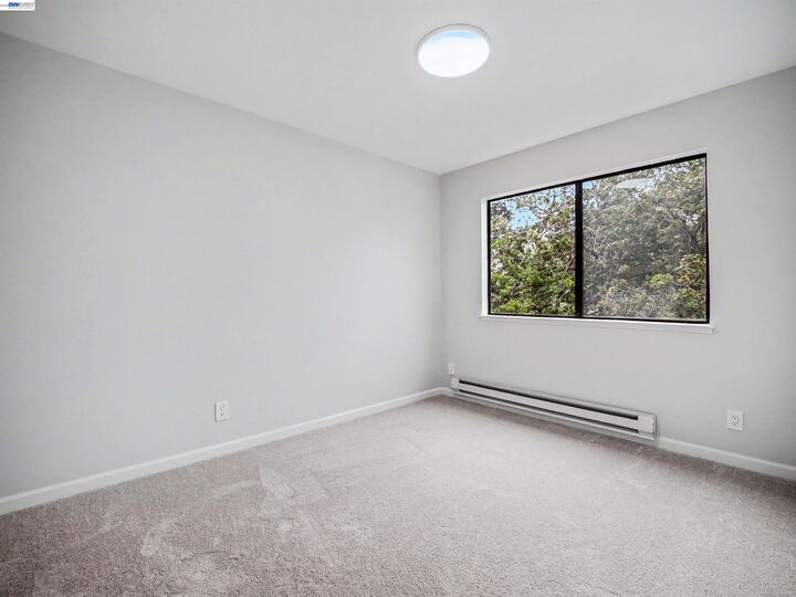 Property Photo:  39450 Albany Cmn X  CA 94538 