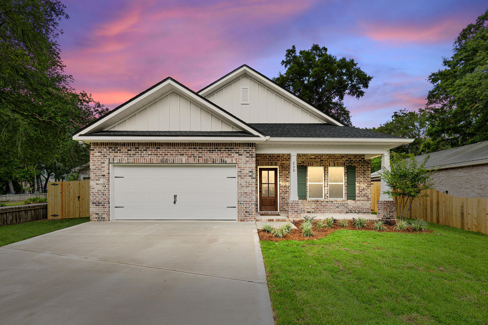 Property Photo:  239 White Street  FL 32578 
